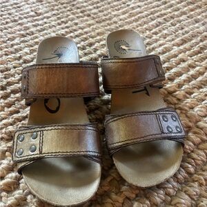OTBT SULLIVAN Bronze/Gold Leather Wedge Heels Slides‎ Sandals Women’s sz 8